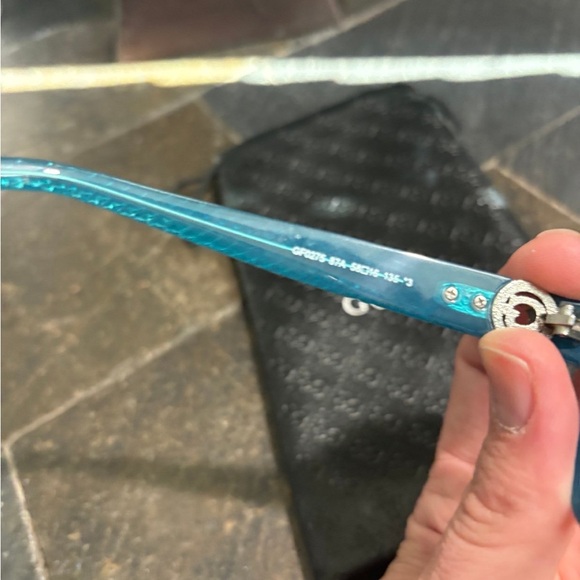 Guess Blue Oversized Square Sunglasses - Picture 5 of 5